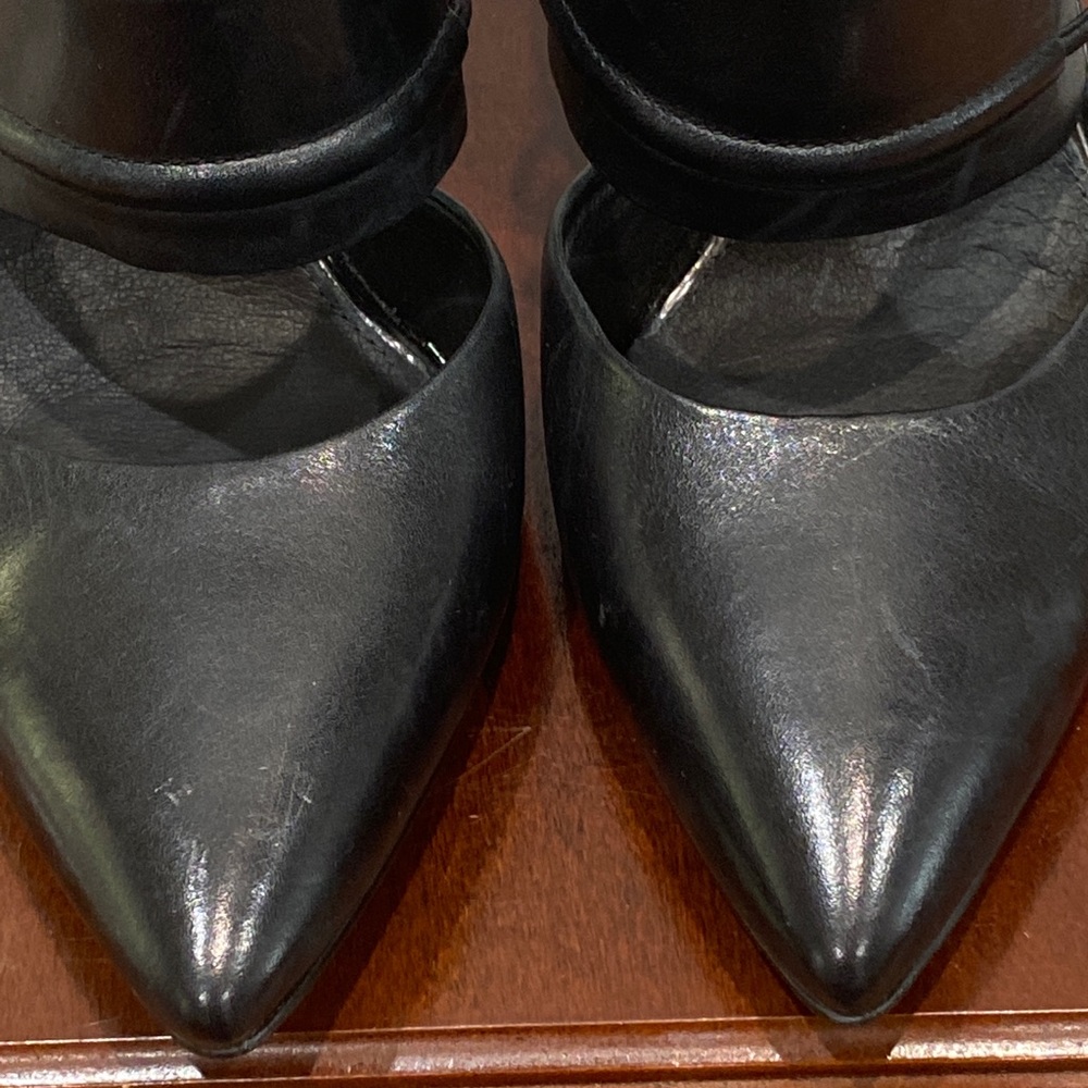 Kenneth Cole New York Water dress leather pumps. - Picture 4 of 12